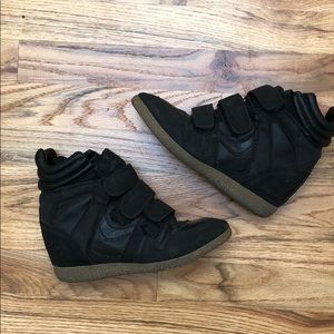 Target Wedge Sneakers in 6 1/2